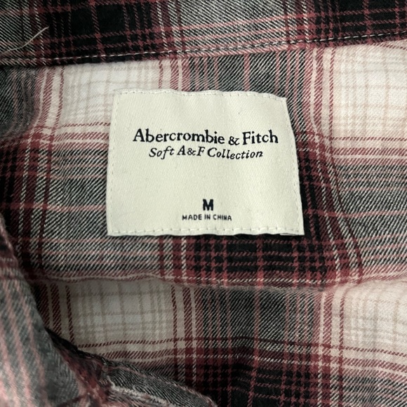 Abercrombie and finch cropped flannel - Picture 2 of 2